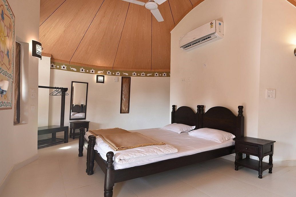 internal-view-of-rajwadi 3x2